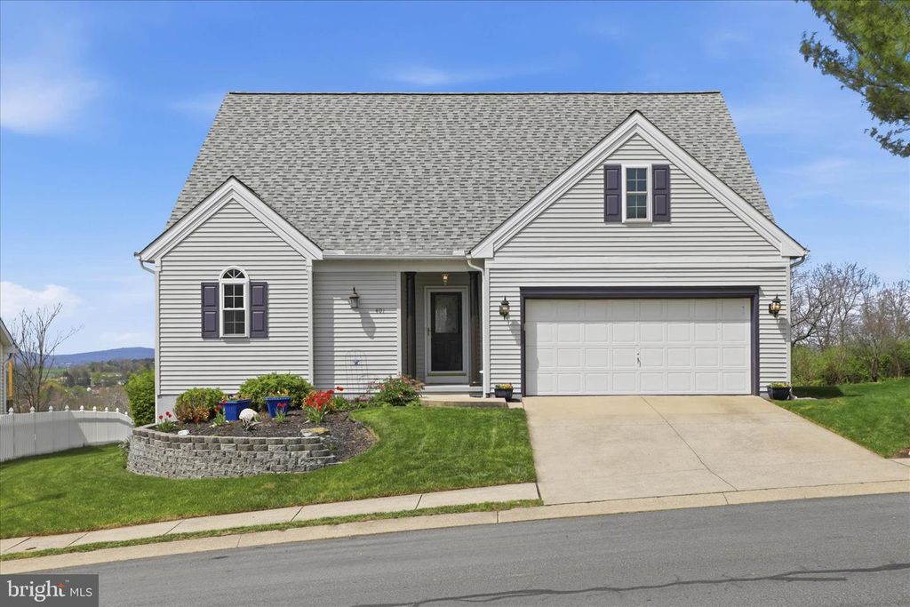 407 LAKE ST, Ephrata, PA 17522
