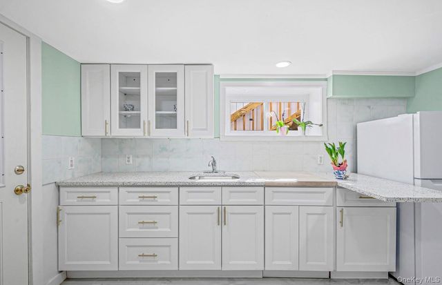 74 Brookline Avenue, Long Beach, NY 11561