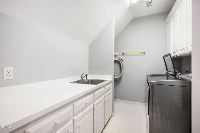 104 Martinique Place, Cary, NC 27511