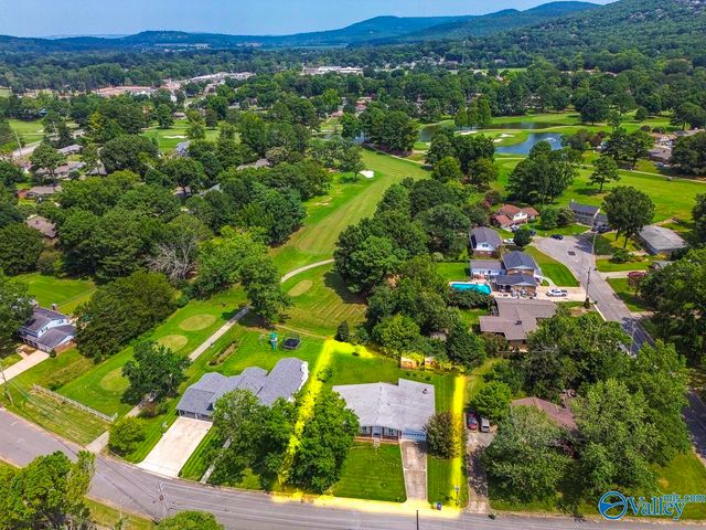 1217 Kingsway Road, Huntsville, AL 35802