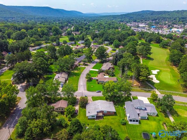 1217 Kingsway Road, Huntsville, AL 35802