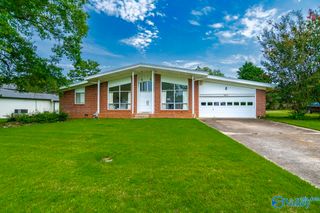 1217 Kingsway Road, Huntsville, AL 35802