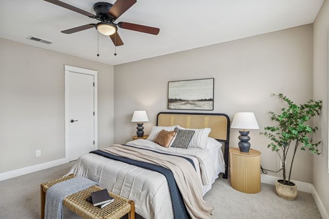 1002 Halifax Ln, Antioch, TN 37013