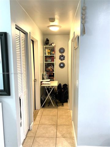 4904 SW 139th Ct, Miami, FL 33175