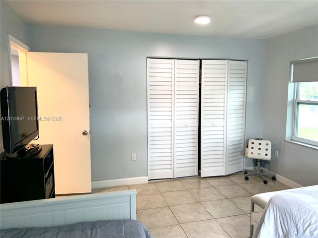 4904 SW 139th Ct, Miami, FL 33175