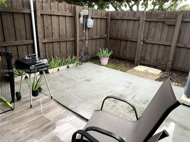 4904 SW 139th Ct, Miami, FL 33175