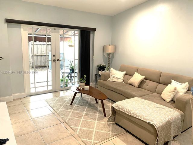 4904 SW 139th Ct, Miami, FL 33175
