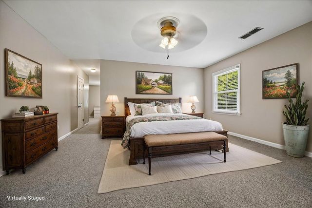 1090 MARTINSBURG CV, Collierville, TN 38017
