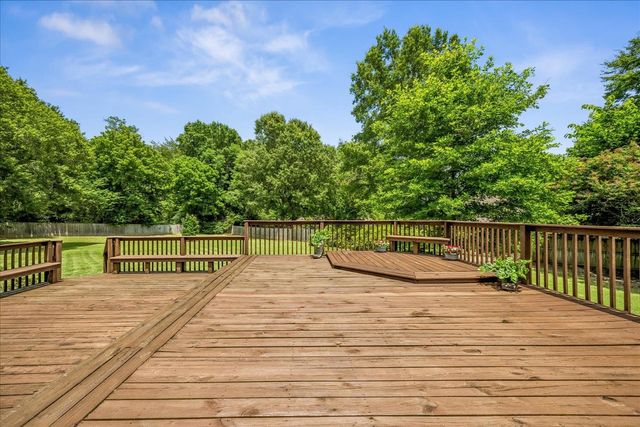 1090 MARTINSBURG CV, Collierville, TN 38017