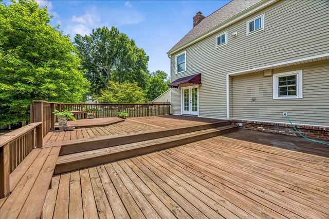 1090 MARTINSBURG CV, Collierville, TN 38017