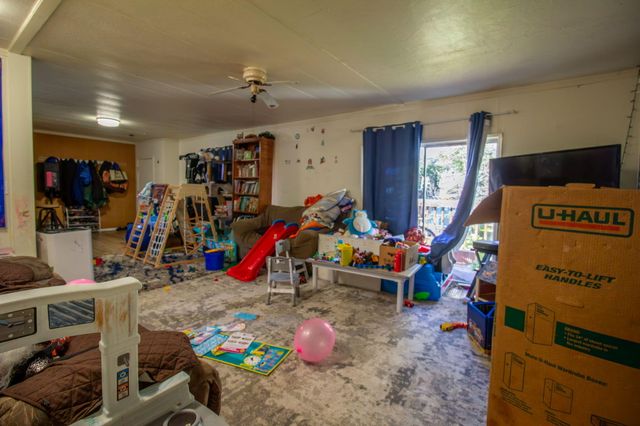 1725 Peach Avenue, Mckinleyville, CA 95519