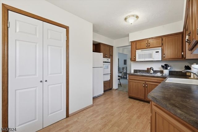 1306 Tooz Place, South Plainfield Boro, NJ 07080