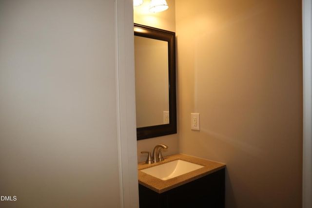 912 Obsidian Way 912, Durham, NC 27703