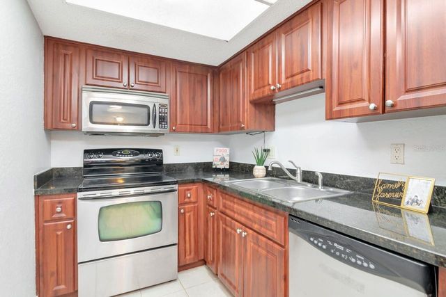 3712 W WISCONSIN AVENUE 205, Tampa, FL 33611