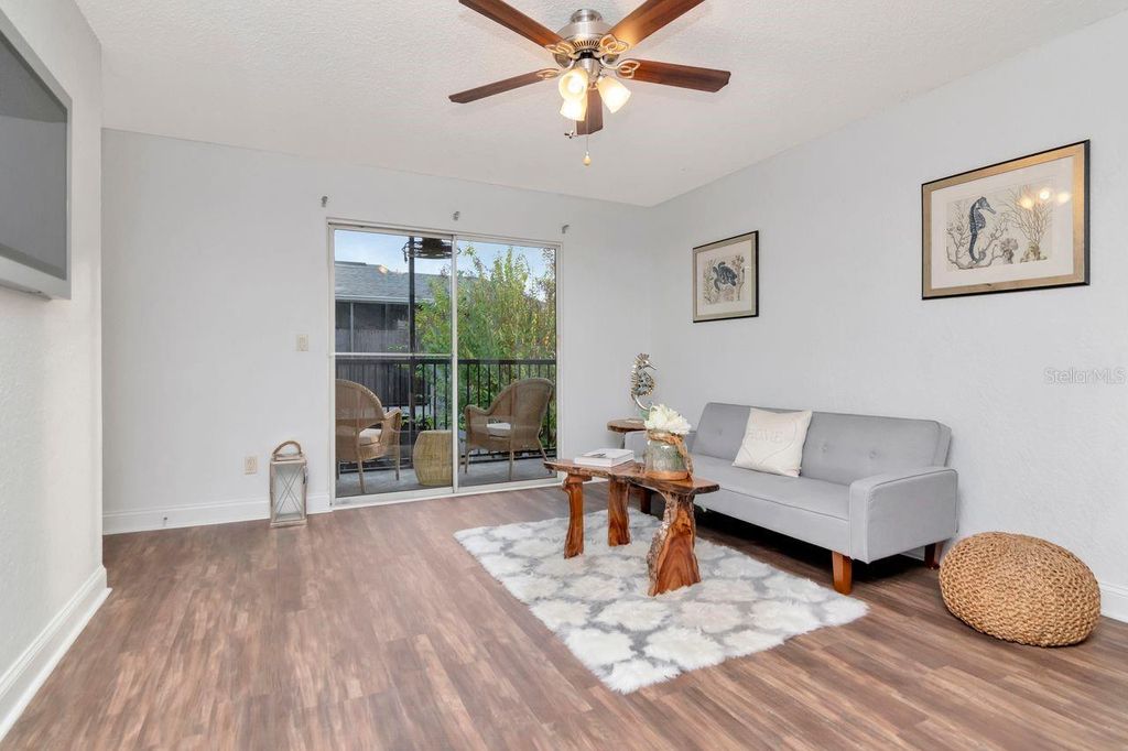 Image 5 of property listing at 3712 W WISCONSIN AVENUE 205, Tampa, FL 33611
