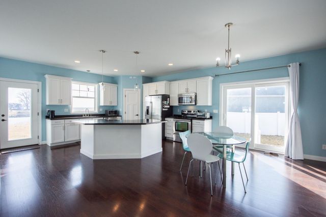 1201 W Summerwood Trail, Dilworth, MN 56529