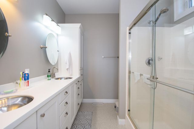 1201 W Summerwood Trail, Dilworth, MN 56529