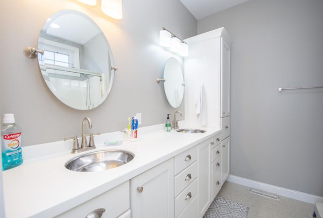 1201 W Summerwood Trail, Dilworth, MN 56529