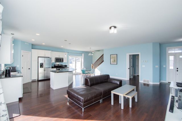 1201 W Summerwood Trail, Dilworth, MN 56529