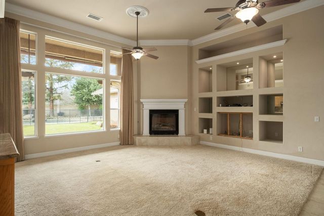 2614 Indianapolis Avenue, Clovis, CA 93611