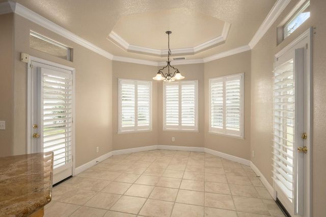 2614 Indianapolis Avenue, Clovis, CA 93611