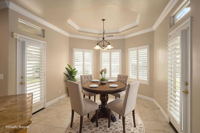 2614 Indianapolis Avenue, Clovis, CA 93611