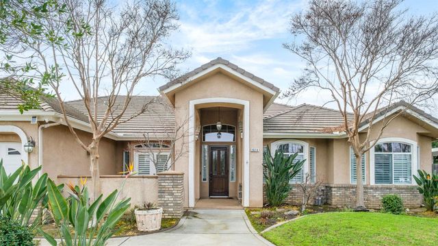 2614 Indianapolis Avenue, Clovis, CA 93611