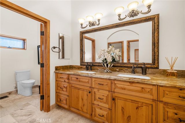 9957 Shoup Avenue, Chatsworth, CA 91311