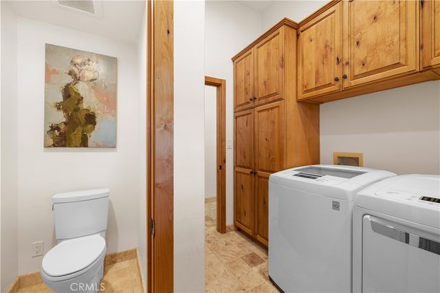 9957 Shoup Avenue, Chatsworth, CA 91311
