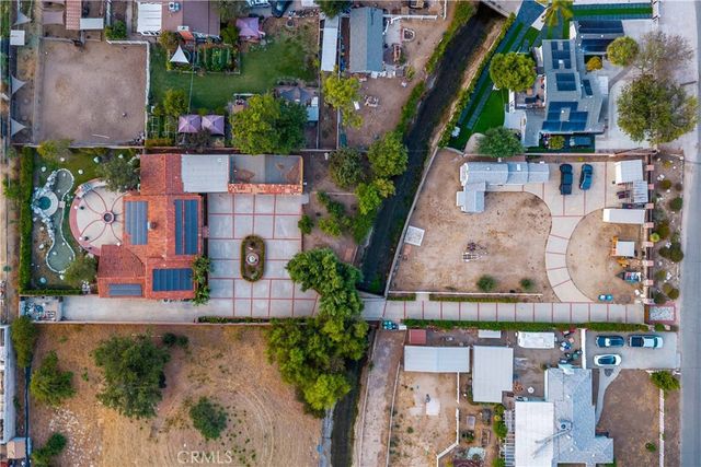 9957 Shoup Avenue, Chatsworth, CA 91311