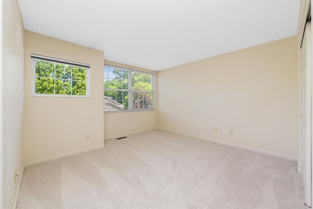 5927 Castlewood Crossing, Miami Twp, OH 45150