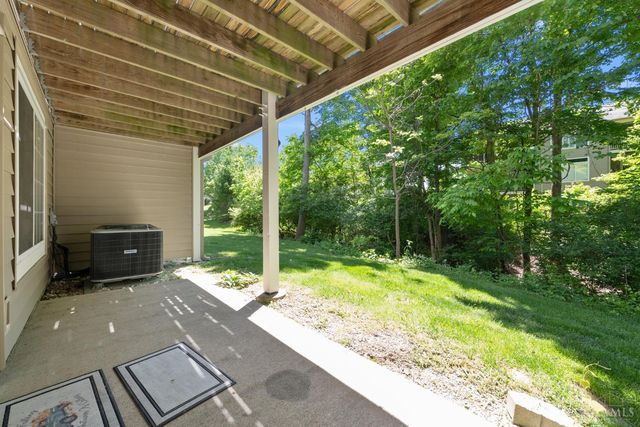 5927 Castlewood Crossing, Miami Twp, OH 45150