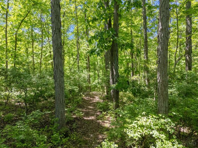 5927 Castlewood Crossing, Miami Twp, OH 45150