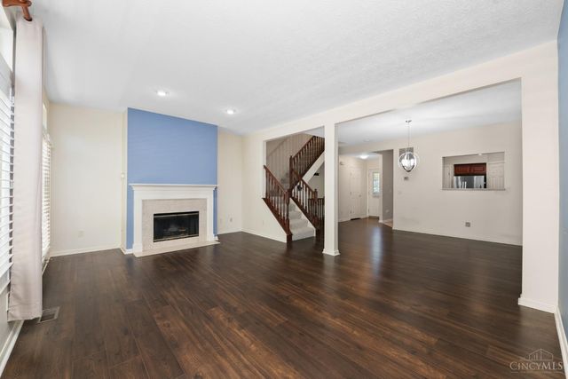 5927 Castlewood Crossing, Miami Twp, OH 45150