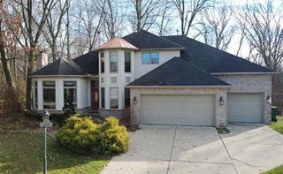1506 Golfside Court, Flushing, MI 48433