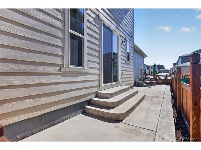 21719 E Quincy Cir, Aurora, CO 80015