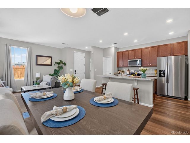 21719 E Quincy Cir, Aurora, CO 80015