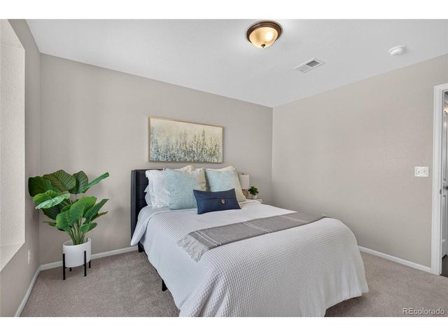 21719 E Quincy Cir, Aurora, CO 80015