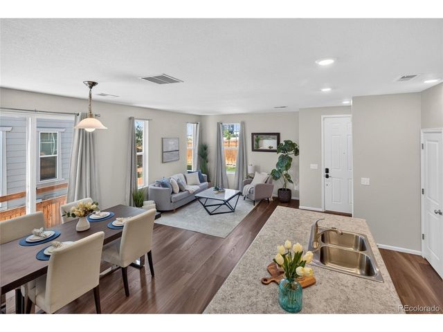 21719 E Quincy Cir, Aurora, CO 80015