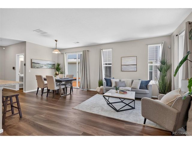 21719 E Quincy Cir, Aurora, CO 80015