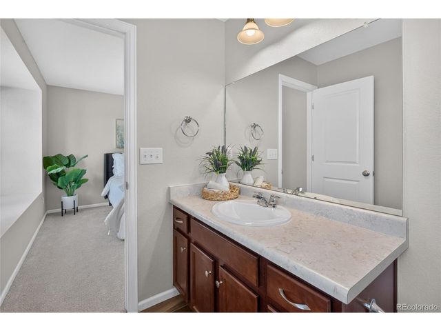 21719 E Quincy Cir, Aurora, CO 80015