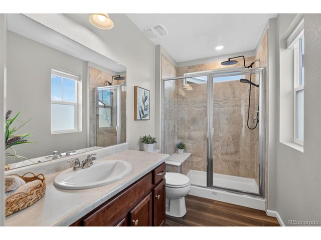 21719 E Quincy Cir, Aurora, CO 80015