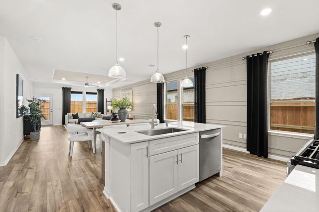 510 Louis Lane, Cove, TX 77523