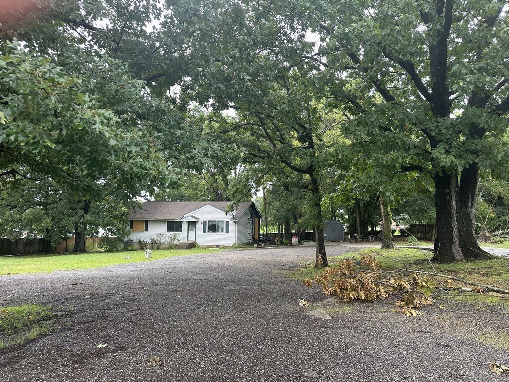 1323 Bluebird Rd, Lebanon, TN 37087
