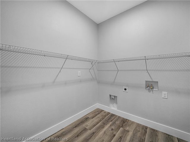6913 Shasta Daisy Boulevard, Sebring, FL 33875