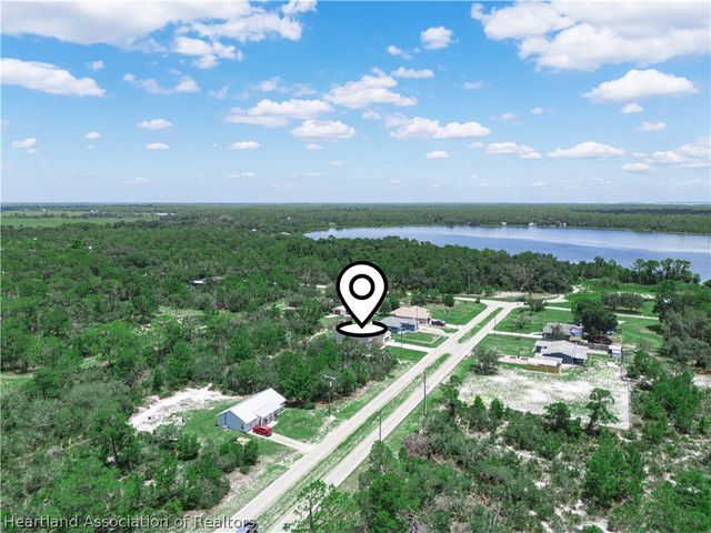 6913 Shasta Daisy Boulevard, Sebring, FL 33875