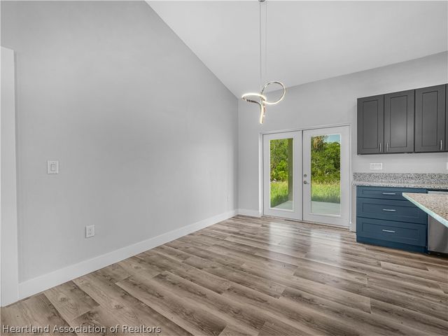 6913 Shasta Daisy Boulevard, Sebring, FL 33875