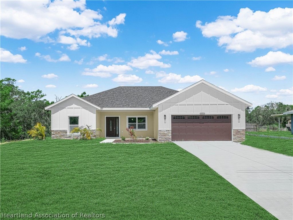 6913 Shasta Daisy Boulevard, Sebring, FL 33875