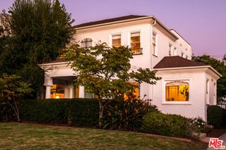 2510 10th Avenue, Los Angeles, CA 90018