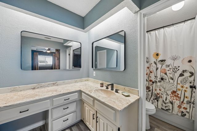 722 Royal Oaks Drive, Garland, TX 75040